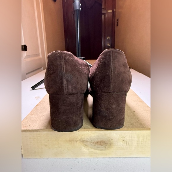 TORY BURCH Amy brown suede gold enamel logo detail low heel pumps shoes size 9.5 - Picture 3 of 12